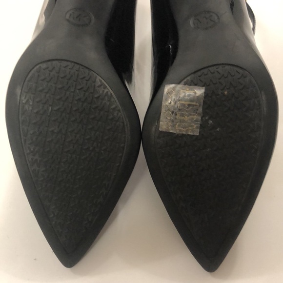 Michael Kors 10M High Heel Black Patent Leather Adjustable strap Gold Logo clasp - Picture 11 of 15